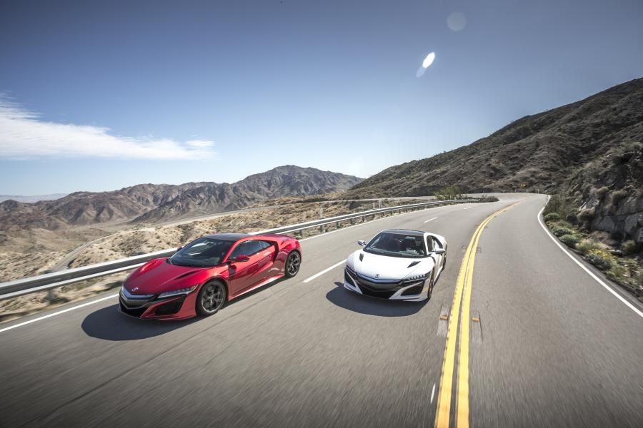  Acura NSX 2016 года  (NA) (фото 50 из 286)